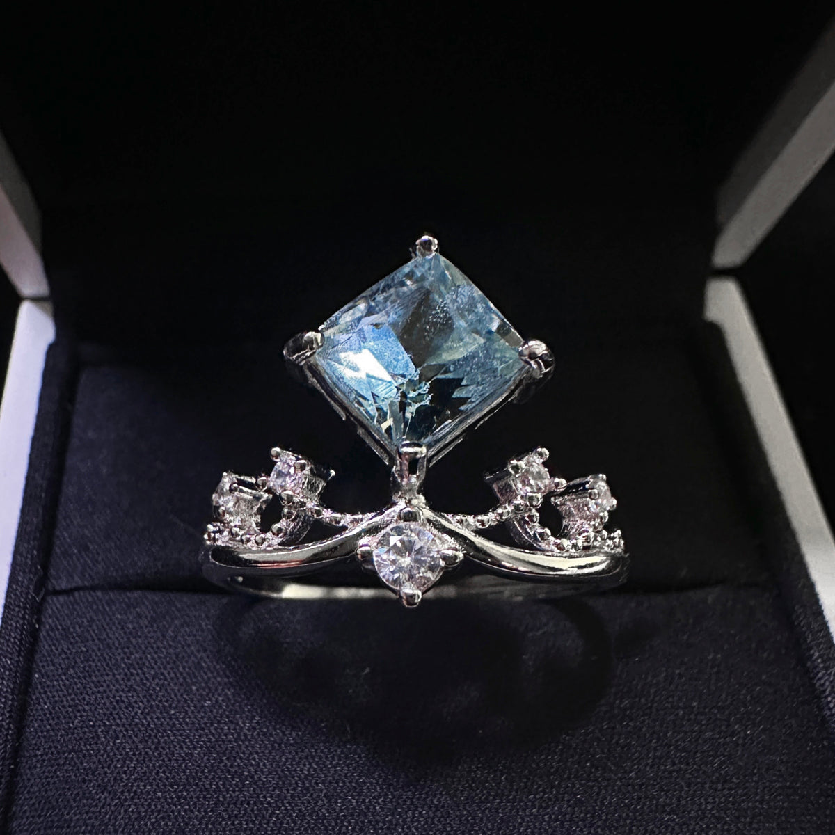 6x6mm Blue Square Aquamarine Ring