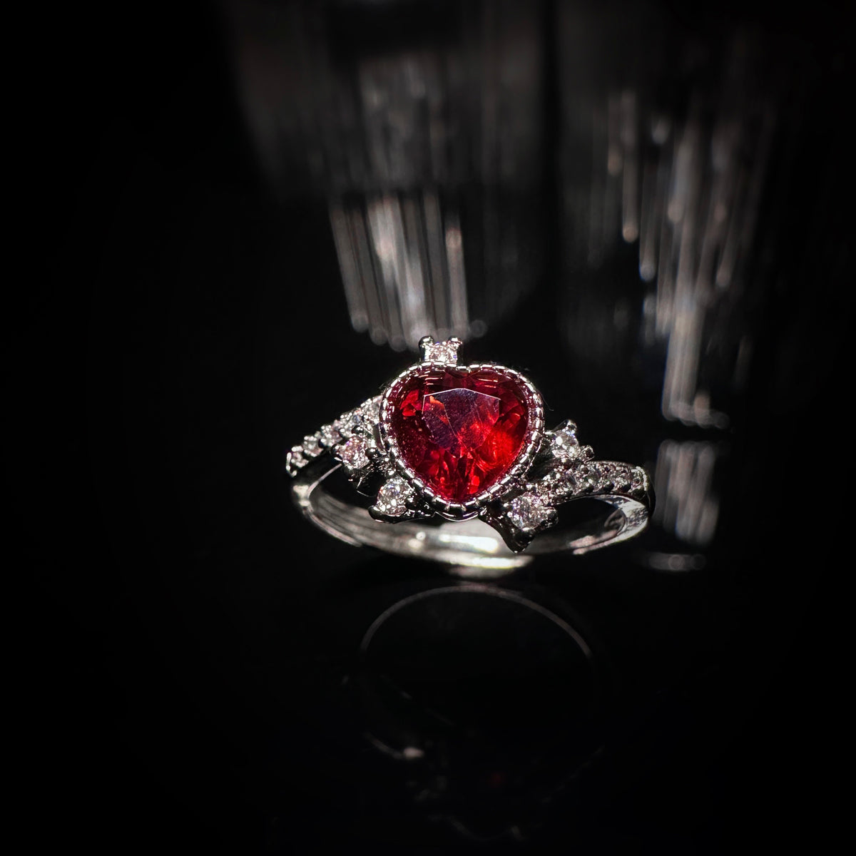 6x6mm Red Heart Garnet Ring