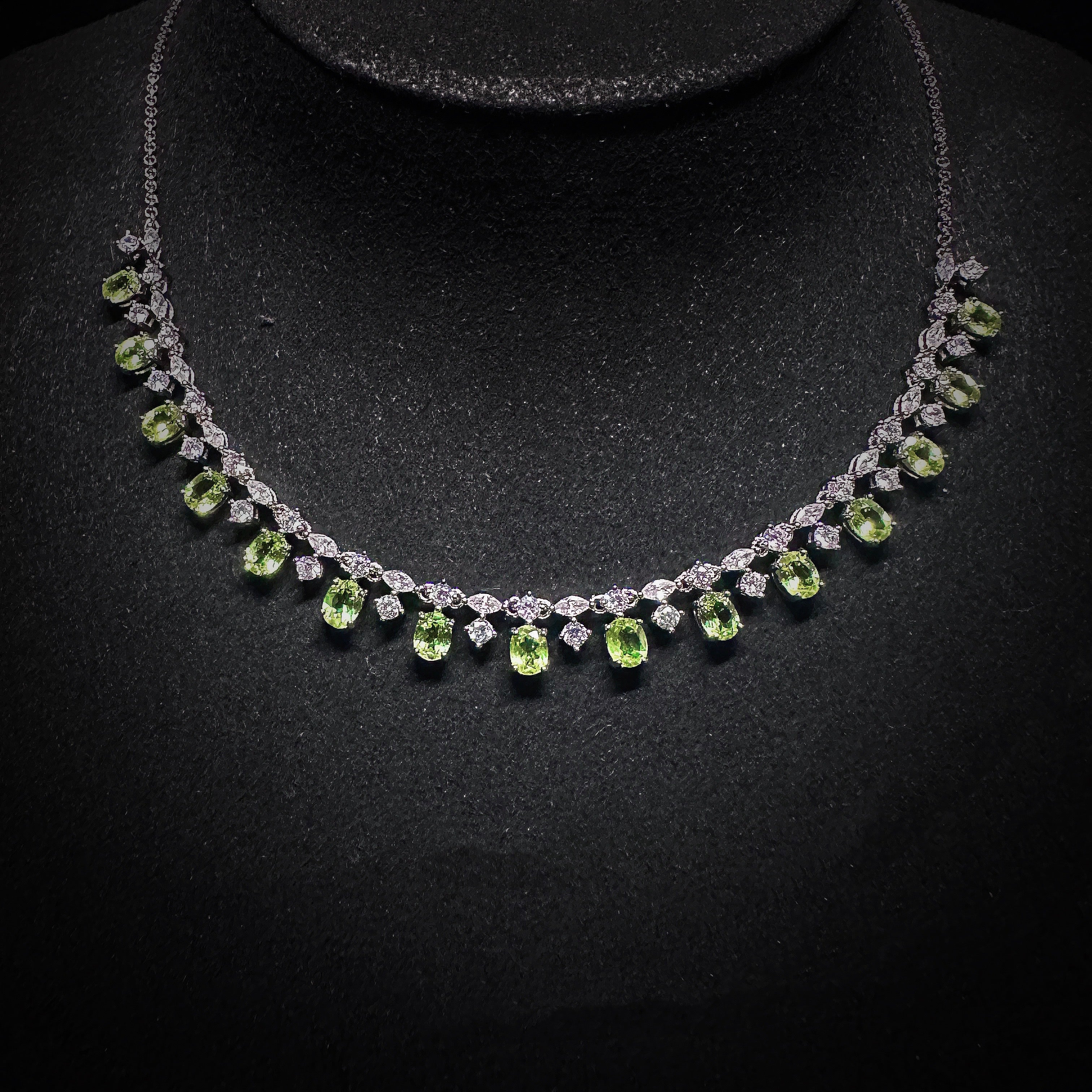 4x5mm Green Oval Olivine Necklace