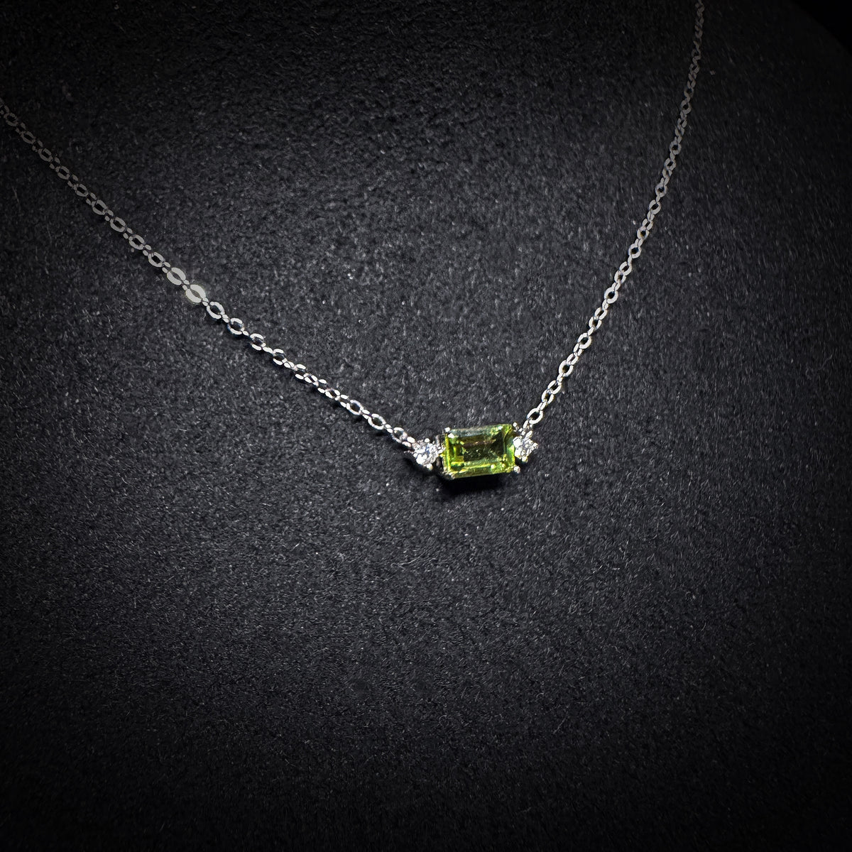 4x6mm Green Square Olivine Necklace