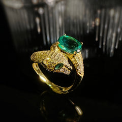 7x9mm  Green Oval Topaz Ring